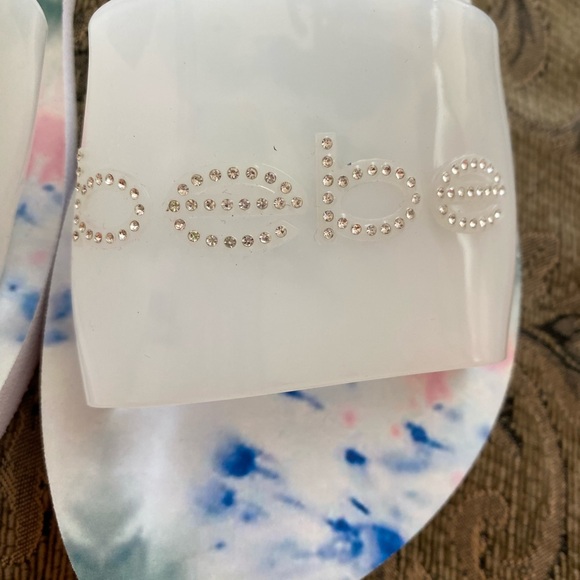 1-pair of flip flops sandals white PVC with rhinestones - Picture 2 of 5